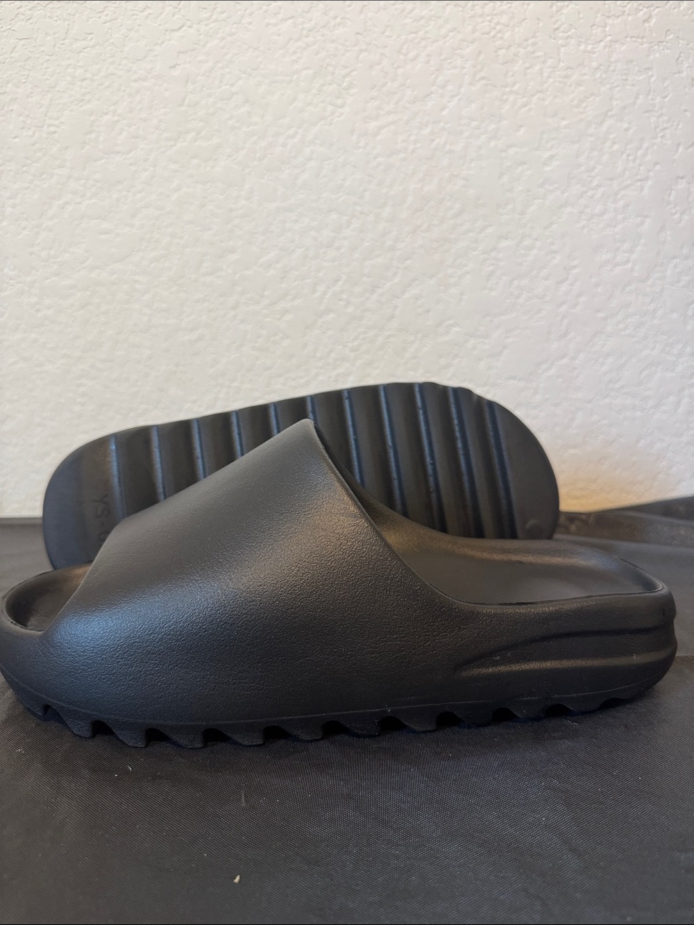 YZ-01 Men's Black Slide Sandals
